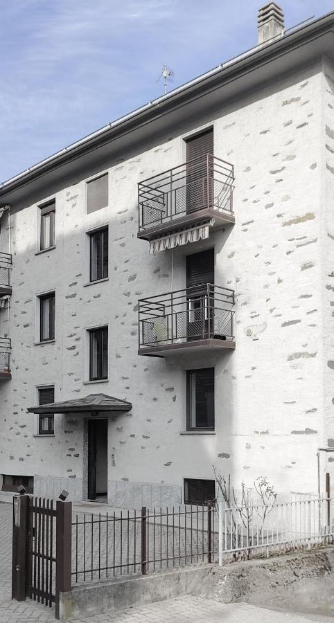 Casa Nina Apartment Сондрио Екстериор снимка